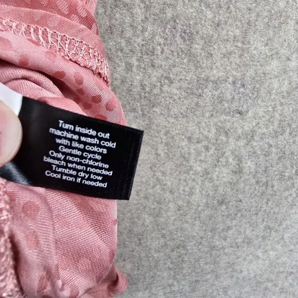 Lane Bryant Womens Plus Blouse Pink Size 26/28 Lightweight Textured Button Front - Picture 9 of 9